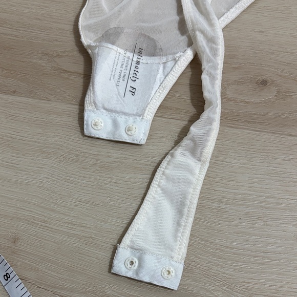 Intimately FP feel good white ruffle Floral Backless Bodysuit cotton Large - Picture 12 of 16